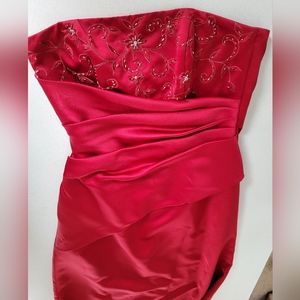 Size Medium Grad Bridesmaid Prom Formal Gown NWT